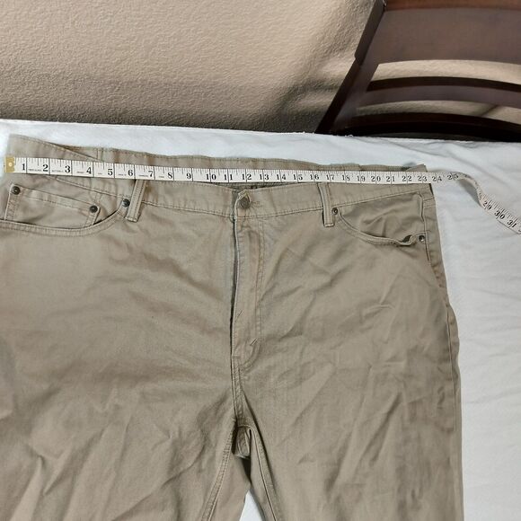 Men's Levi's 541 Athletic Fit Khaki / Tan Jeans. Size 48x30 - Picture 6 of 8
